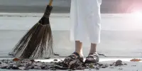 পথ থেকে কষ্টদায়ক বস্তু সরানো ইসলামের একটি মহৎ শিক্ষা